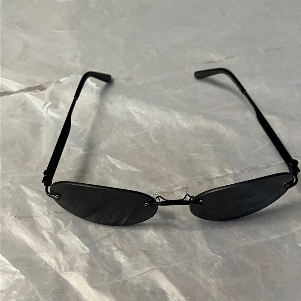 Sleek Black Sunglasses